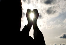 [NBA]米切尔24分 骑士险胜黄蜂.